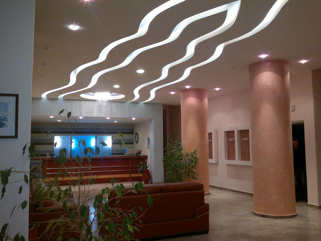 Three Stars Beach Hotel Moraitika Bagian luar foto